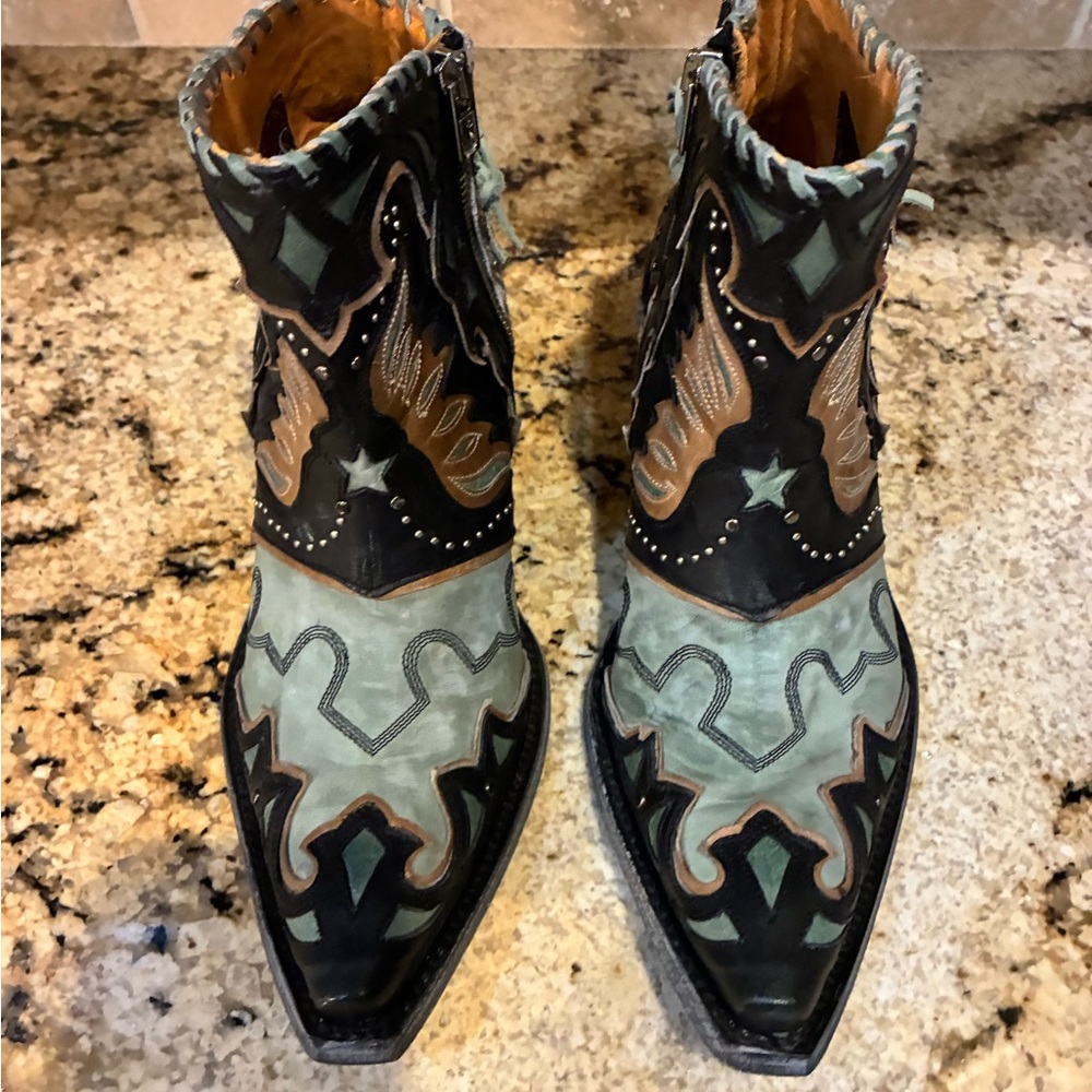 Old Gringo Black and Green Ankle Boots